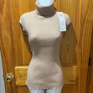 Sleeveless Turtleneck Ribbed Sweater - Tan